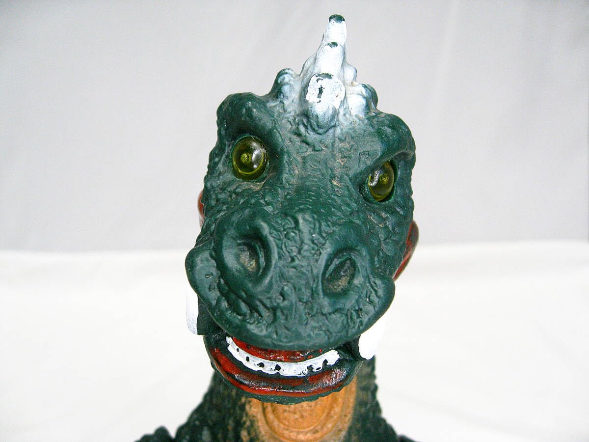 秘蔵コレクション！　マグマ大使　飛行タイプフイギュア　世界にひとつ頭部ドールヘア Amazon.co.jp: ヨネザワ マグマ大使 怪獣アロン フリクション